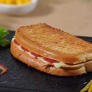 Sucuklu Tost